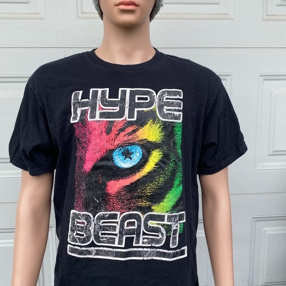 Back Hype Beast Graphic T-Shirt, UNISEX - Picture 3 of 6